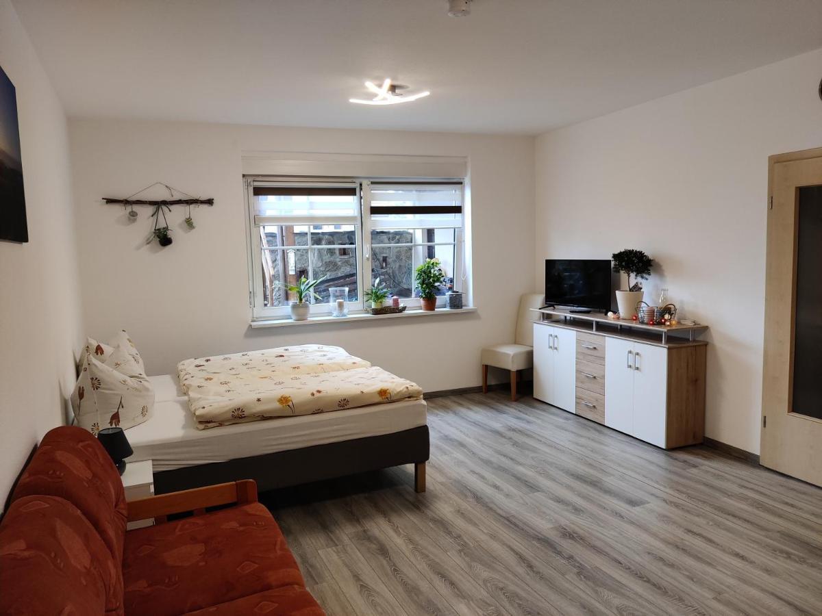 Ferienwohnung Brunow "In Der Natur Zuhause" Neundorf  Exterior foto